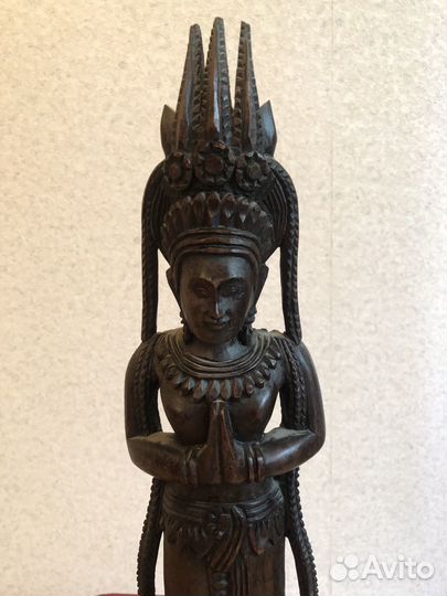 Деревянная фигурка Индонезия