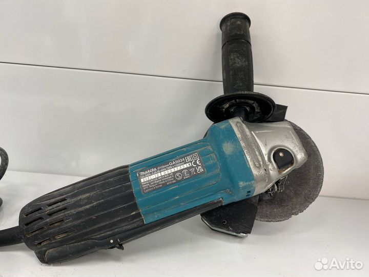 Шлифовальная машина Makita GA5034 сн 0322