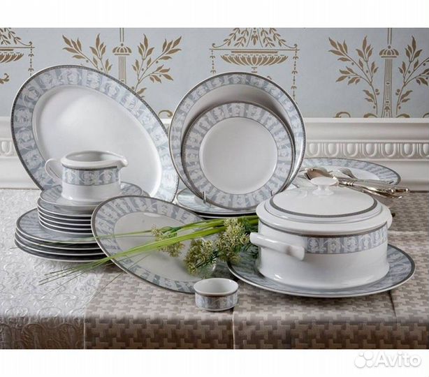 Столовый сервиз новый