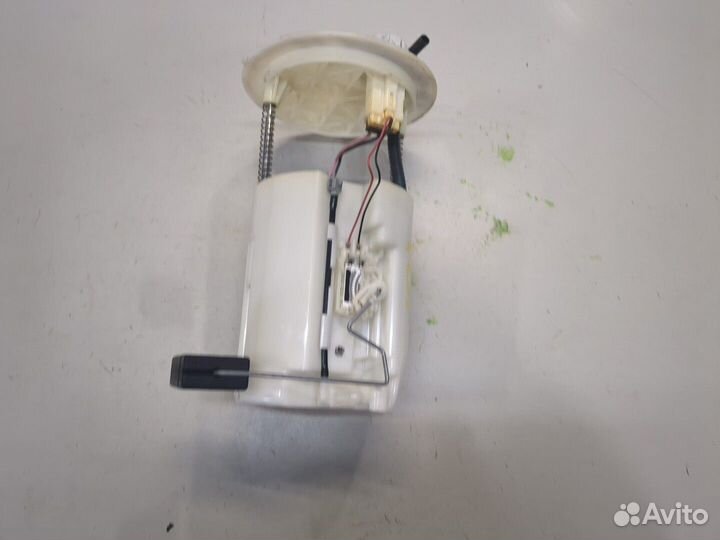Насос топливный электрический Toyota Sienna 3, 201