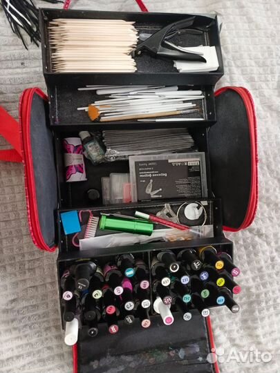 Продам набор для маникюра