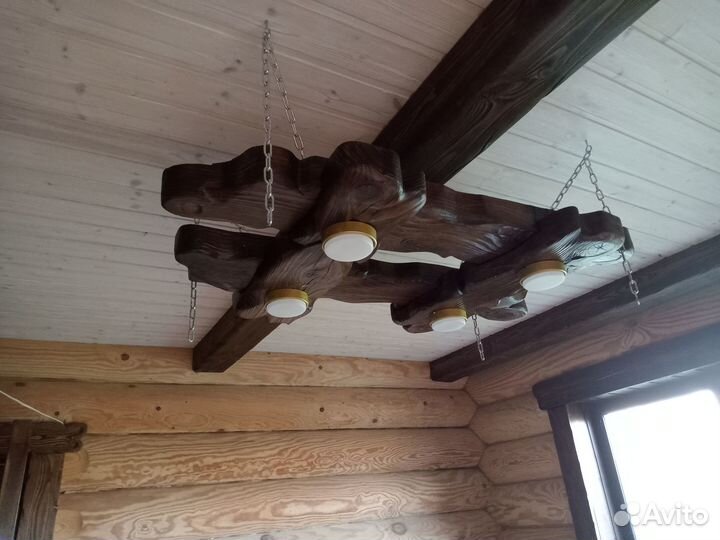 Деревянная люстра под старину