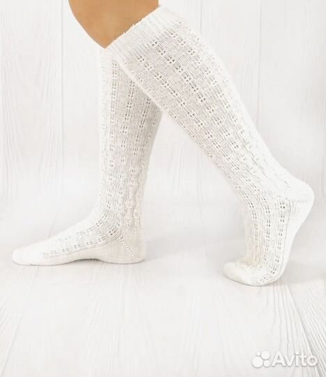 Белые гольфы вязаные