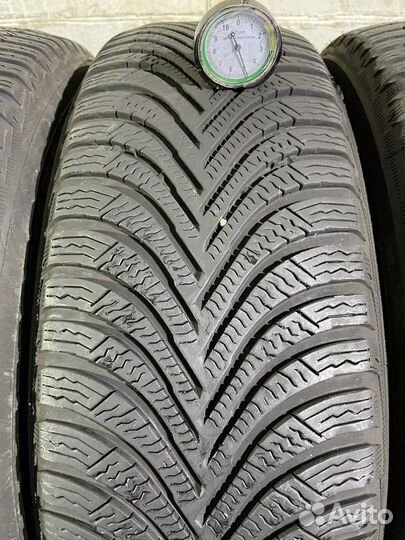 Michelin Alpin 5 215/65 R17