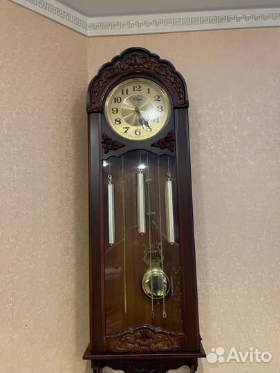 Часы настенные с маятником и боем