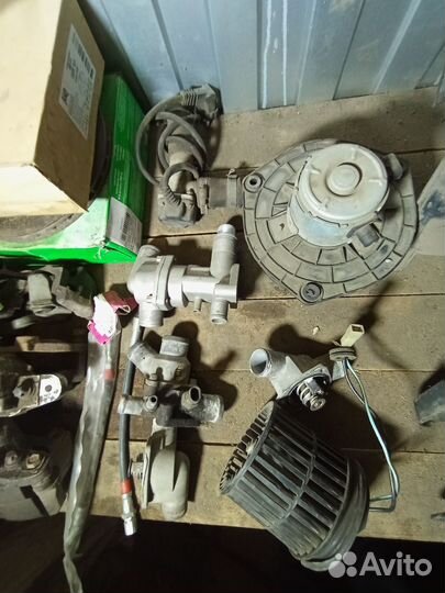 Запчасти на ваз 2110 2112 бу