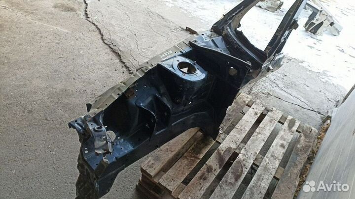 Лонжерон передний правый (четверть) б/у для Hyunda