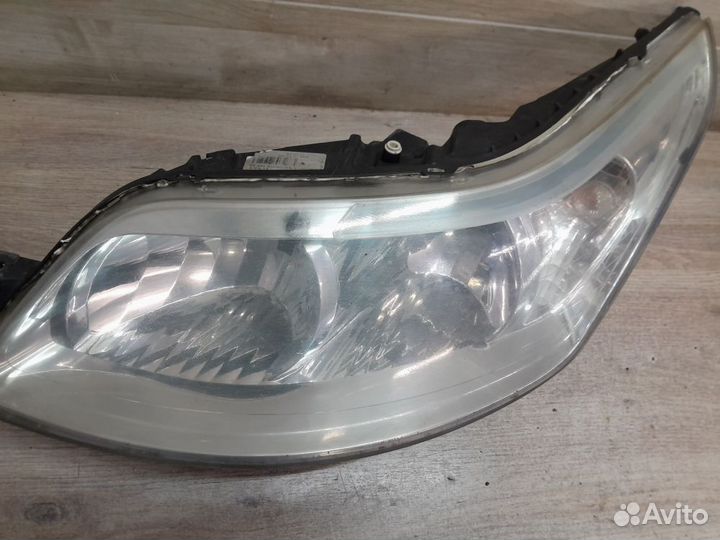 Фара левая Citroen C4 I (2004—2014)