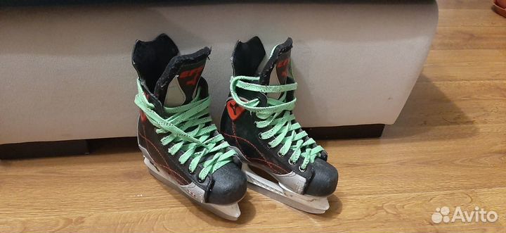 Коньки хоккейные 29 размер