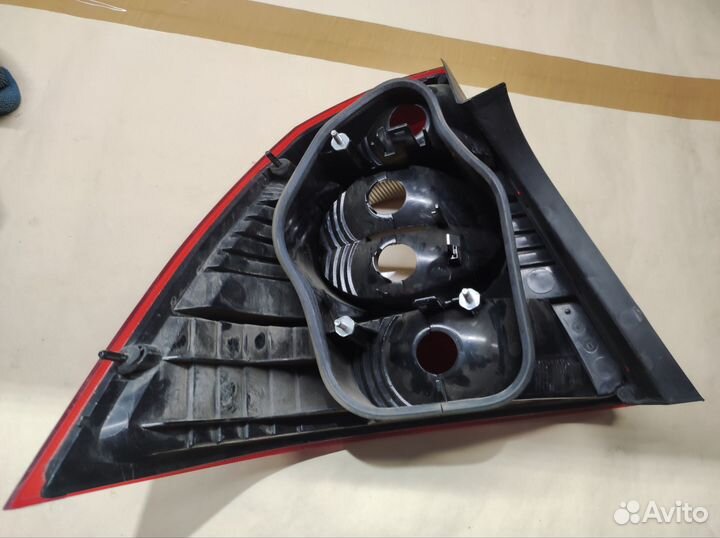 Фонарь задний ford focus 2