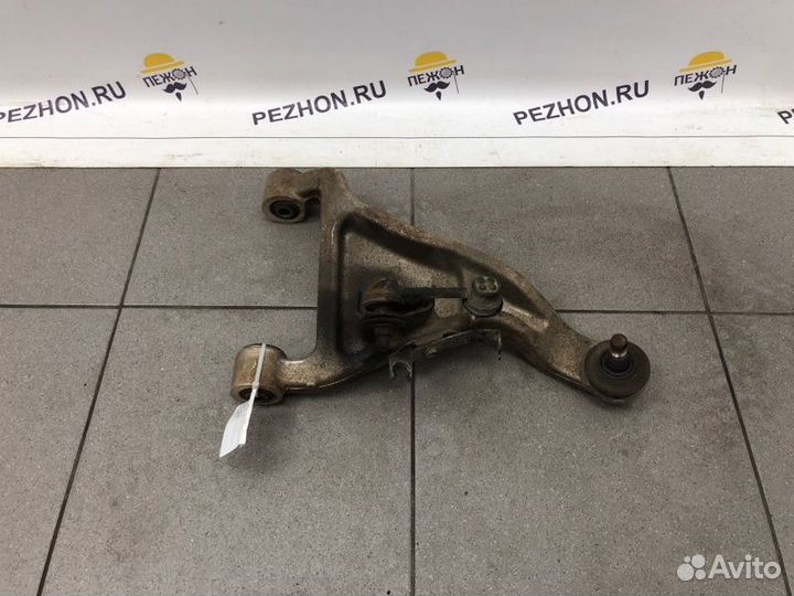 Рычаг задний правый Nissan Murano внедорожник 3.5