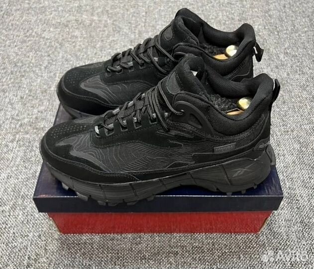 Кроссовки зимние