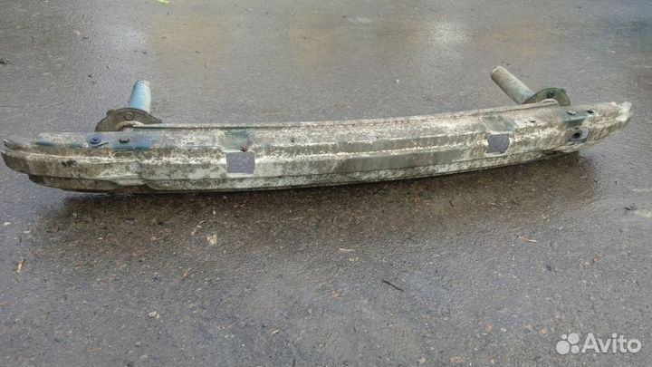 Усилитель заднего бампера BMW 5 серия