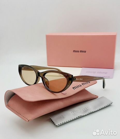 Имиджевые очки miu miu