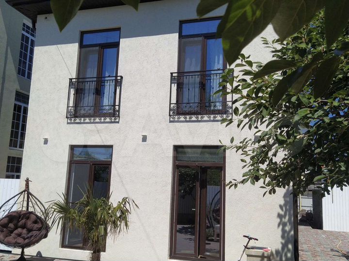 Комната 20 м² в 1-к., 1/2 эт.