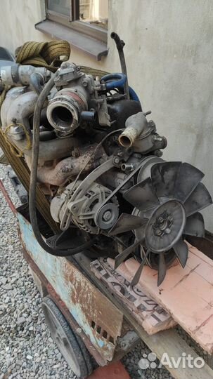 Двигатель 4216