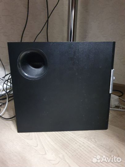 Сабвуфер и колонки Dexp