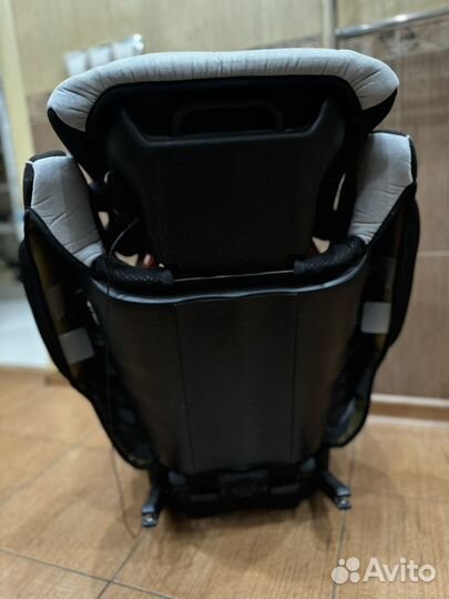 Детское автокресло 2/3 Recaro Monza Nova