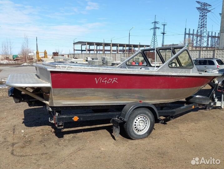 Катер водометный Vigor 540 Closed Bow