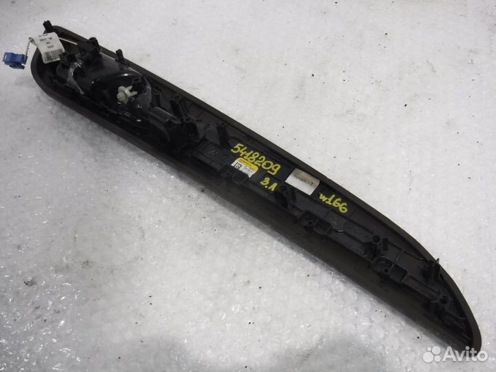 Накладка дверной обшивки