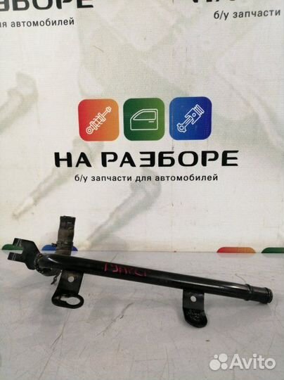 Патрубок системы охлаждения Volkswagen Touareg 7P5