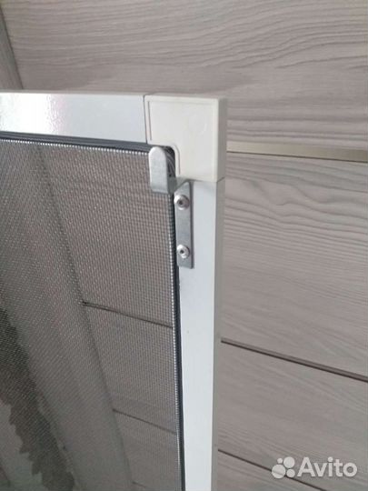 Москитные сетки и двери