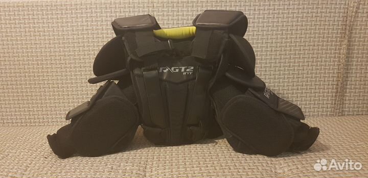 Вратарский нагрудник