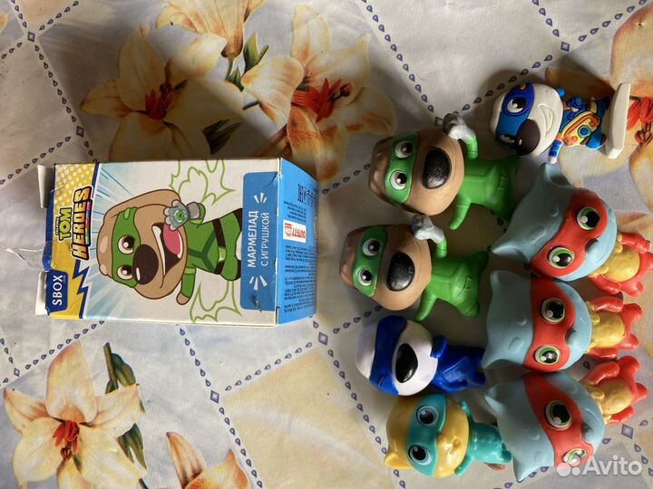 Игрушки из чупа-чупс, киндера и свит-бокса