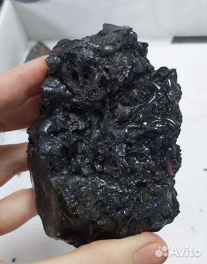 Тектиты очень красивые