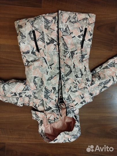 Горнолыжная куртка