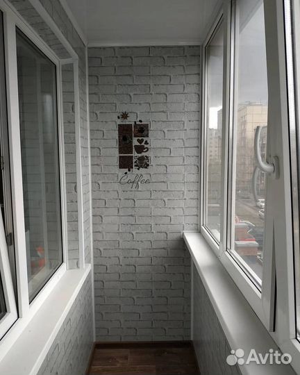 Балконы-остекление, отделка, мебель