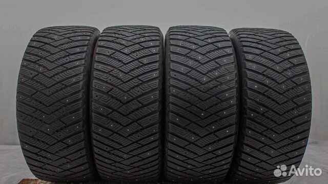 Goodyear UltraGrip Ice Arctic SUV 275/45 R20 110T