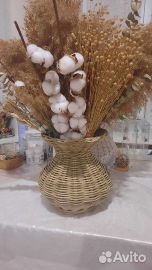 Ваза плетеная