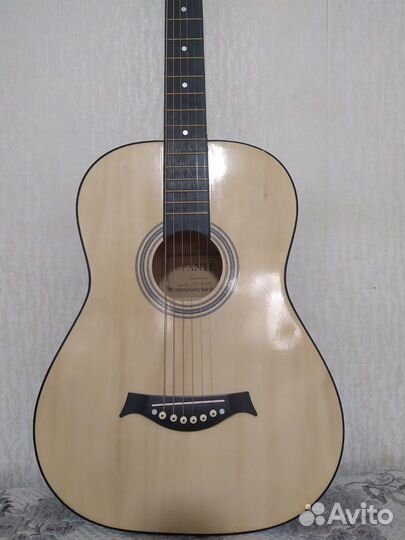 Классическая гитара шестиструнная
