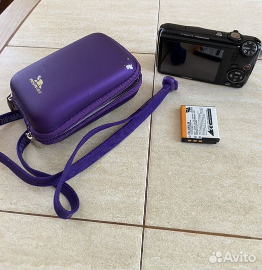 В доставке цифровой фотоаппарат fujii В доставке