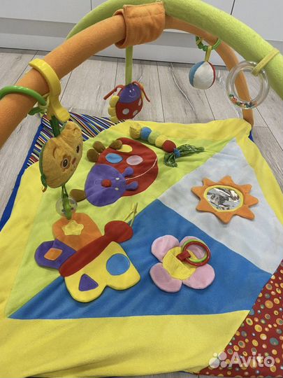 Развивающий коврик