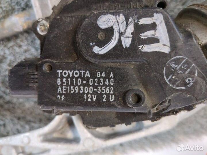 Трапеция дворников Toyota Corolla E180