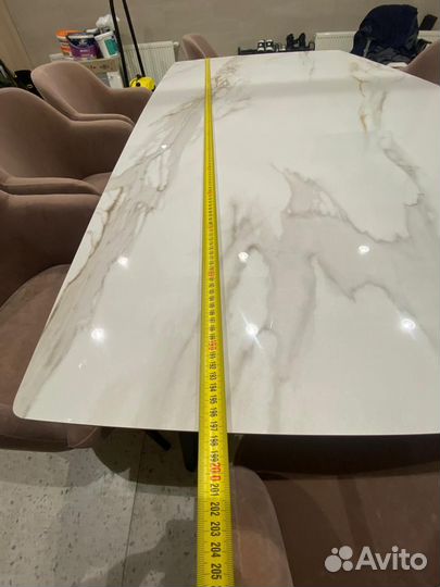 Кухонный стол и стулья комплект