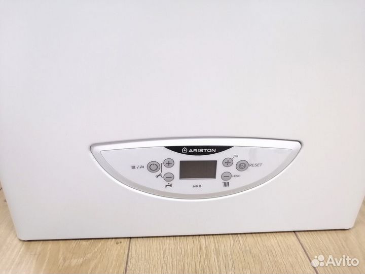 Котёл газовый, настенный, двухконтурный ariston HS