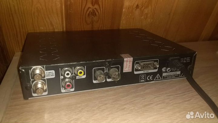 Спутниковый ресивер world vision s517ir