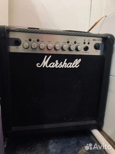 Marshall MG15 CFX Комбоусилитель для электрогитары