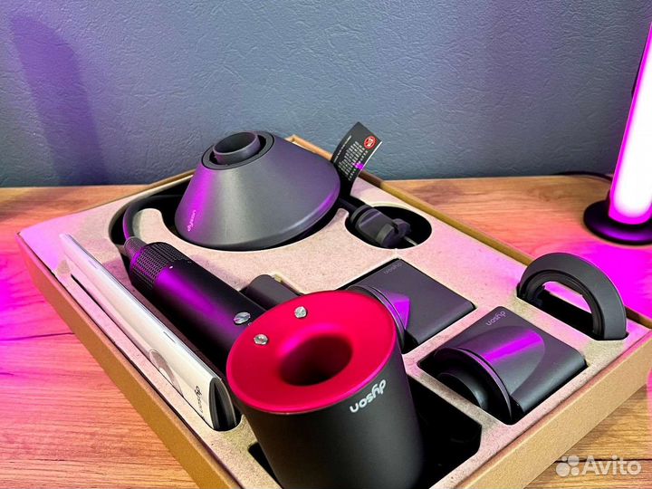 Фен Dyson Supersonic HD03