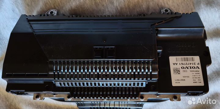 Щиток приборов volvo XC60 II 2018+