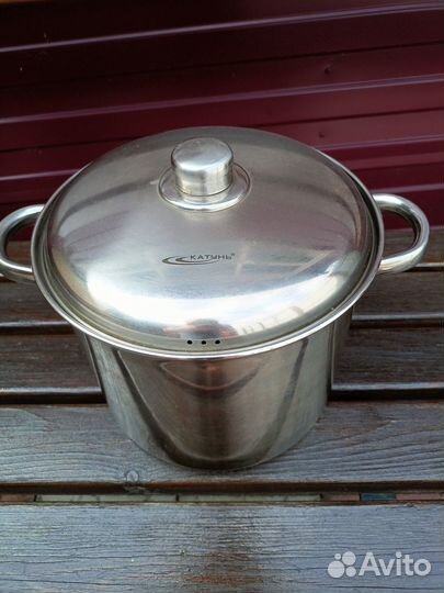 Вёдра, бидоны, баки, кастрюли, мантоварка, тазы