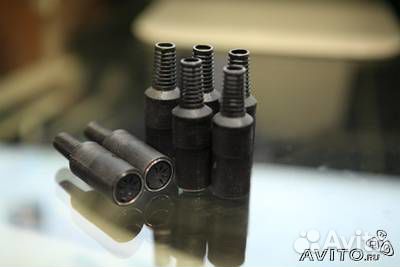 Новые DIN 5-пиновые (мама) 7 штук