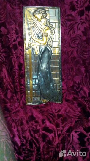 Настенное панно-медная чеканка