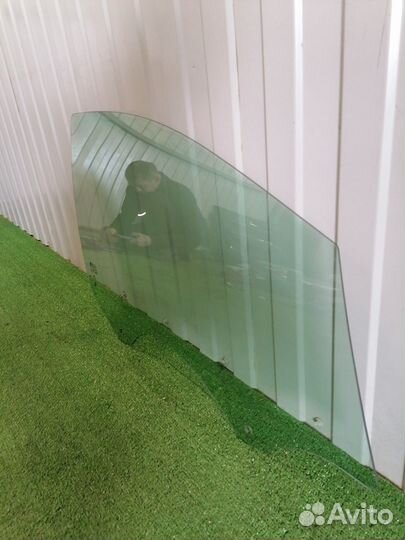 Стекло переднее правое Chevrolet Cruze 2 J400