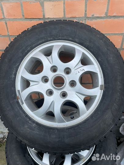 Комплект колес Hyundai Grand Starex / H1