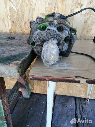 Насос кондиционера на audi 100