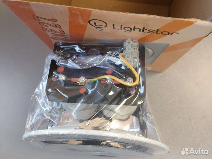 Светильник встраиваемый